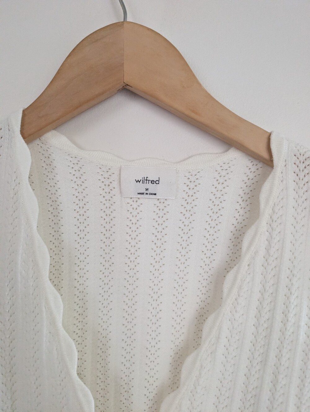 Aritzia Wilfred All Tied Up Scallop Edge Wrap Top White Eyelet M Medium - Picture 4 of 5